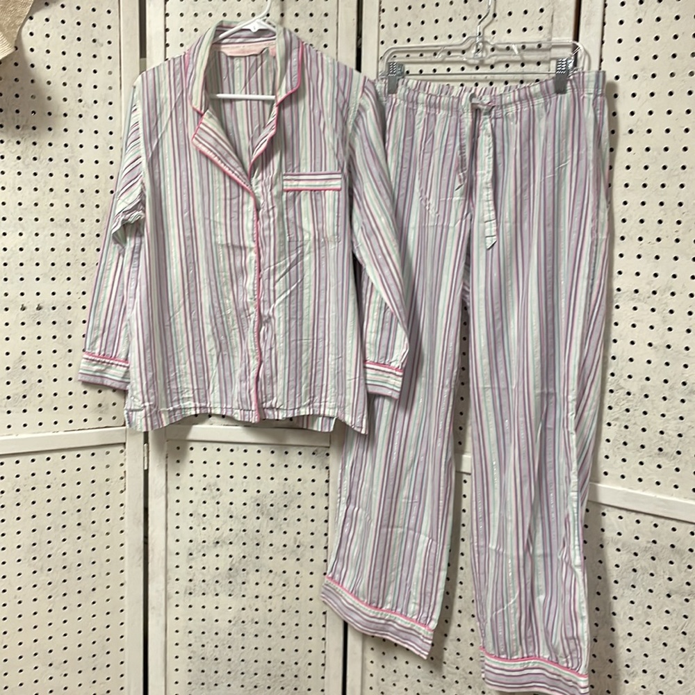 Victoria’s Secret pj’s